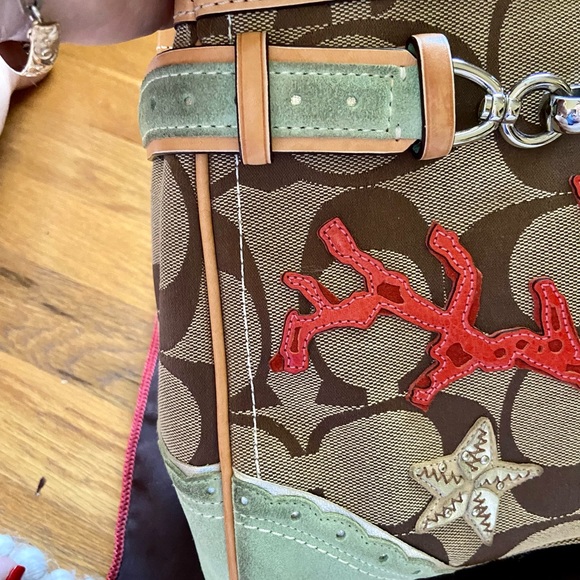 Coach Bag - Picture 5 of 9